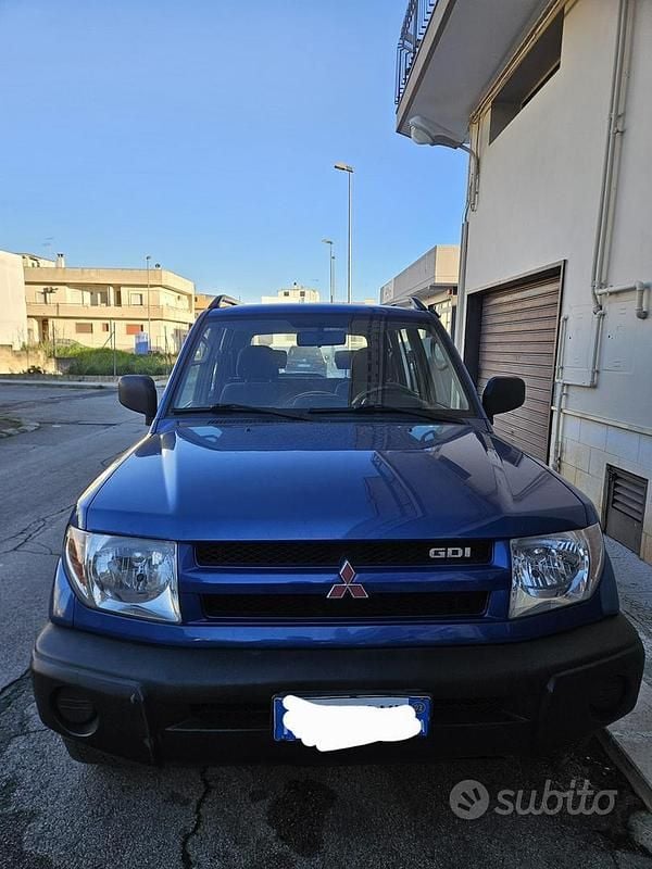 Usata Mitsubishi Pajero 129 CV (94 kW) 2002 Blu SUV