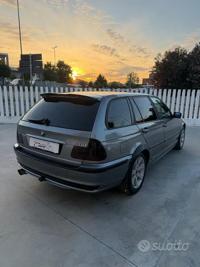Usata BMW 320 150 CV (110 kW) 2003 Grigio Station wagon
