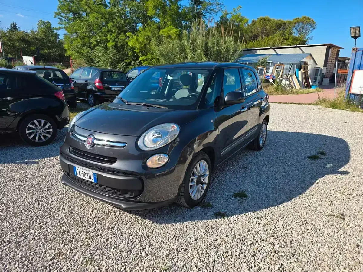 Usata Fiat 500L Pop Star 95 CV (69 kW) 2017 Grigio Monovolume