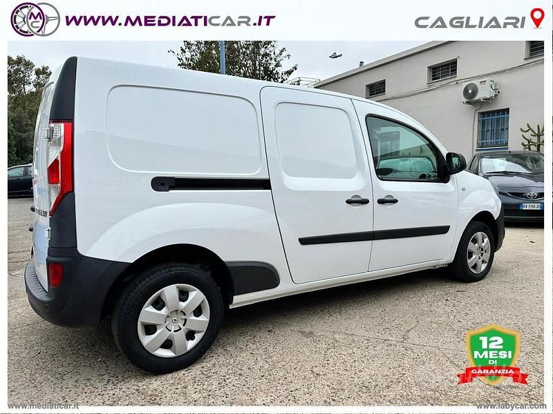 Usata Renault Kangoo 115 CV (84 kW) 2022 Bianco Monovolume