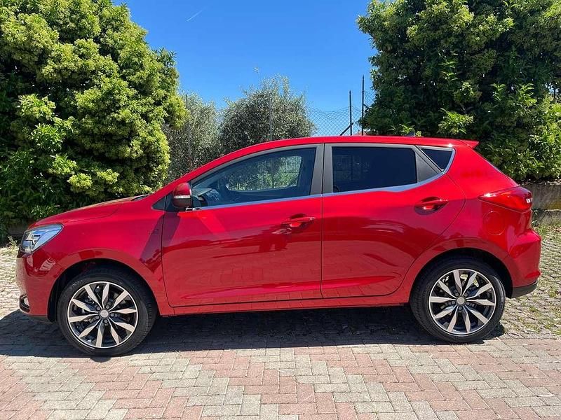 Nuova EVO Evo 3 113 CV (83 kW) 2025 Rosso SUV