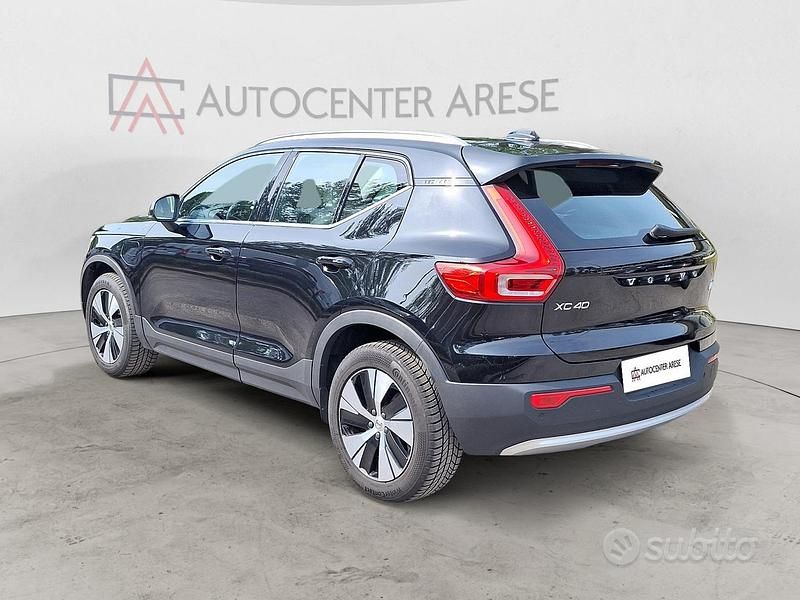 Usata Volvo XC40 Plus 179 CV (131 kW) 2022 Nero SUV