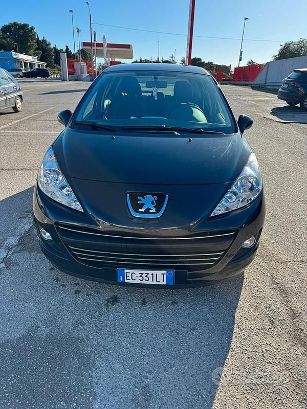 Usata Peugeot 207 2010 Nero Berlina