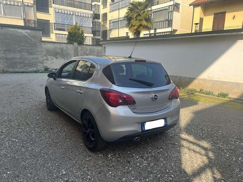 Usata Opel Corsa 69 CV (50 kW) 2017 Argento Utilitaria