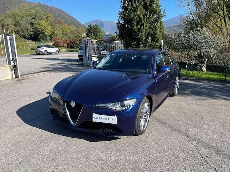 Usata Alfa Romeo Giulia 160 CV (117 kW) 2021 Blu/azzurro Berlina
