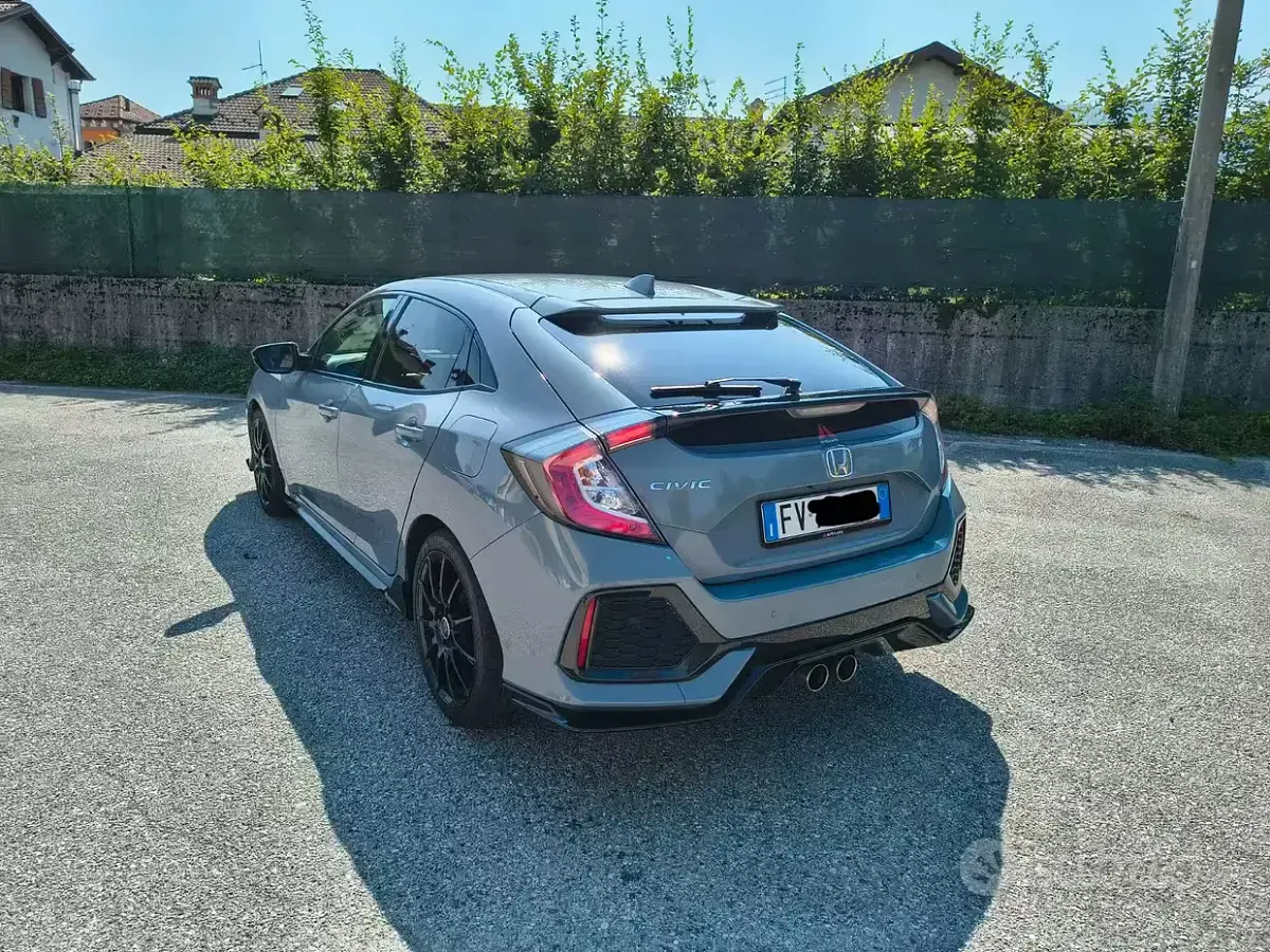 Usata Honda Civic Sport 182 CV (133 kW) 2019 Grigio Berlina