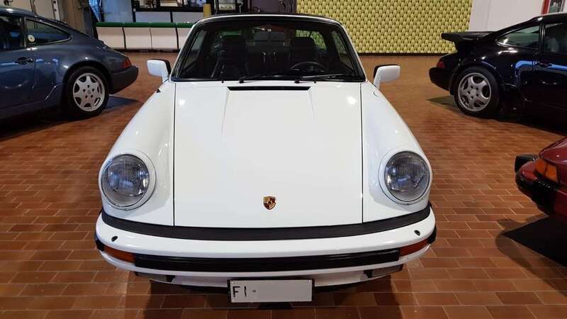 Usata Porsche 911 204 CV (150 kW) 1983 Bianco Cabrio