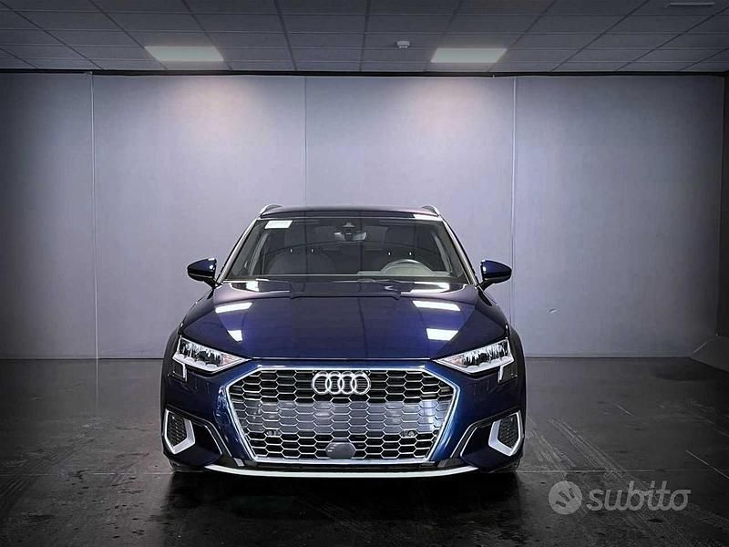 Usata Audi A3 Advanced 150 CV (110 kW) 2022 Blu Berlina
