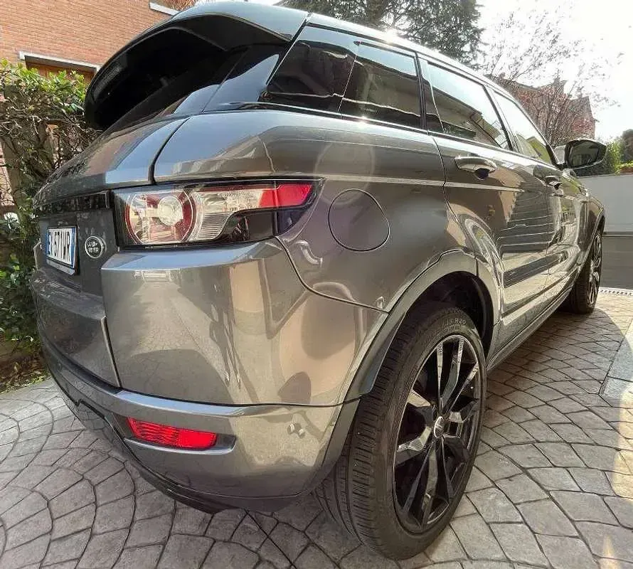 Usata Land Rover Range Rover evoque Dynamic 150 CV (110 kW) 2015 Grigio SUV