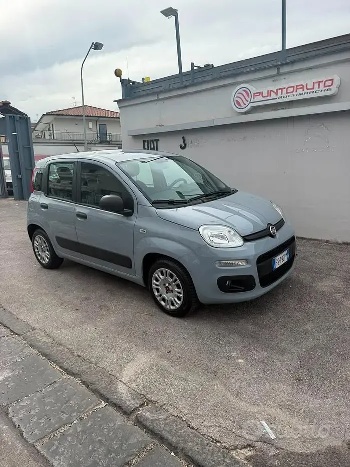 Usata Fiat Panda Easy 95 CV (69 kW) 2018 Grigio Utilitaria