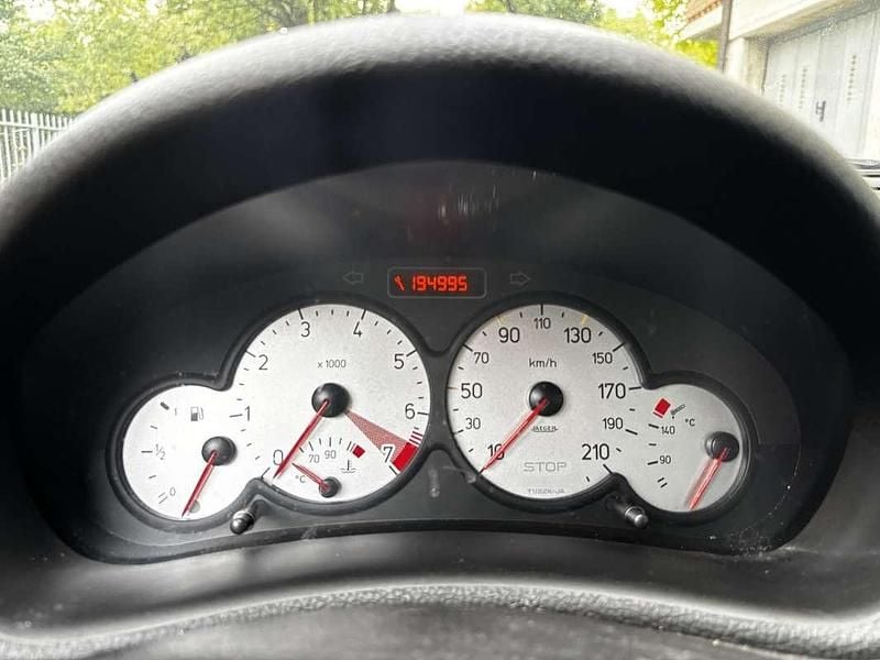 Usata Peugeot 206 Quiksilver 88 CV (64 kW) 2005 Station wagon