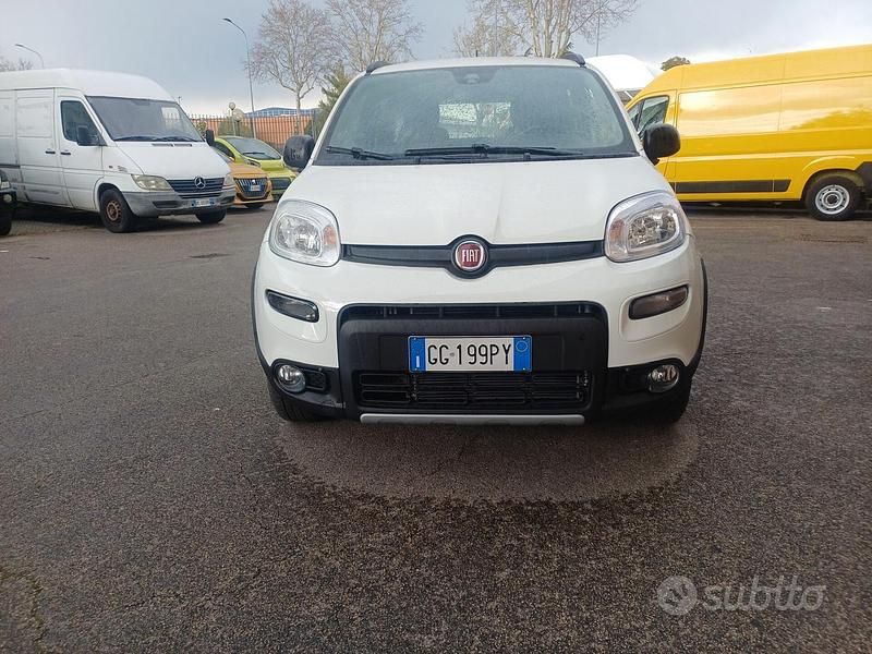 Usata Fiat Panda 4x4 Wild 85 CV (62 kW) 2022 Bianco Utilitaria