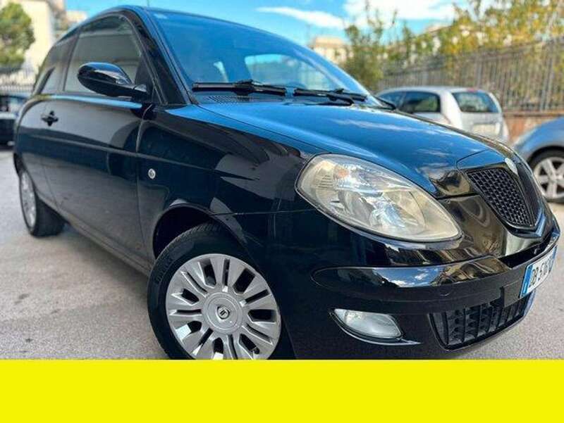Usata Lancia Ypsilon 60 CV (44 kW) 2006 Other Utilitaria
