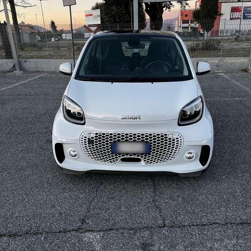 Usata Smart ForTwo Coupé Prime 41 kW (56 CV) 2022 Utilitaria