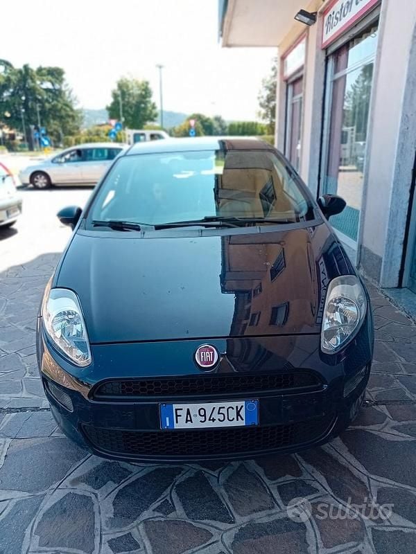 Usata Fiat Grande Punto 65 CV (47 kW) 2015 Utilitaria
