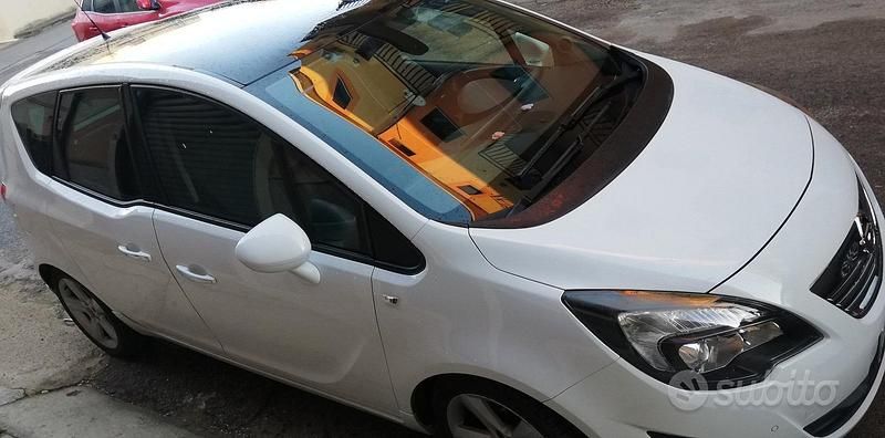 Usata Opel Meriva 110 CV (80 kW) 2012 Monovolume