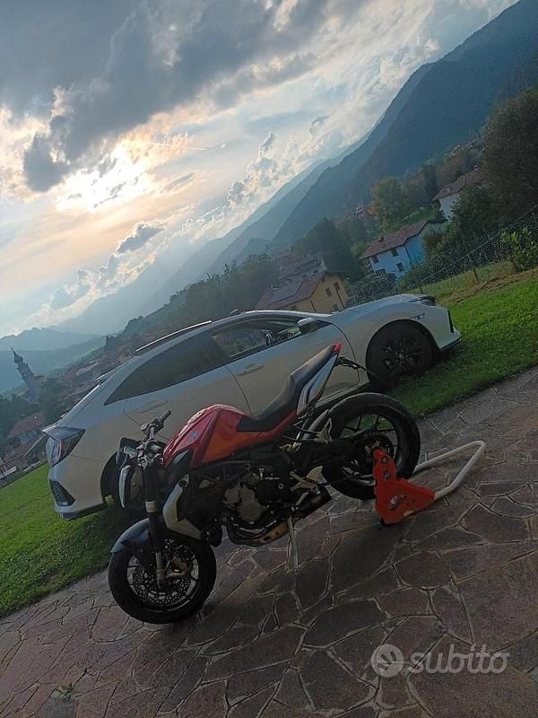 Bianco Usata 2018 Honda Civic Tre volumi | 23.000 € (Buon prezzo) - Immagine 1/4