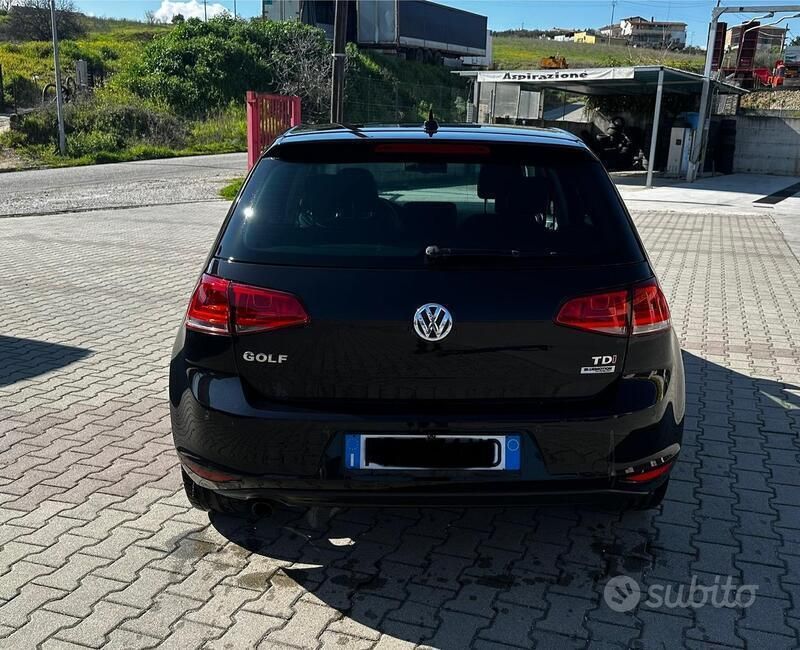 Usata VW Golf VII Cup 110 CV (80 kW) 2014 Nero Utilitaria