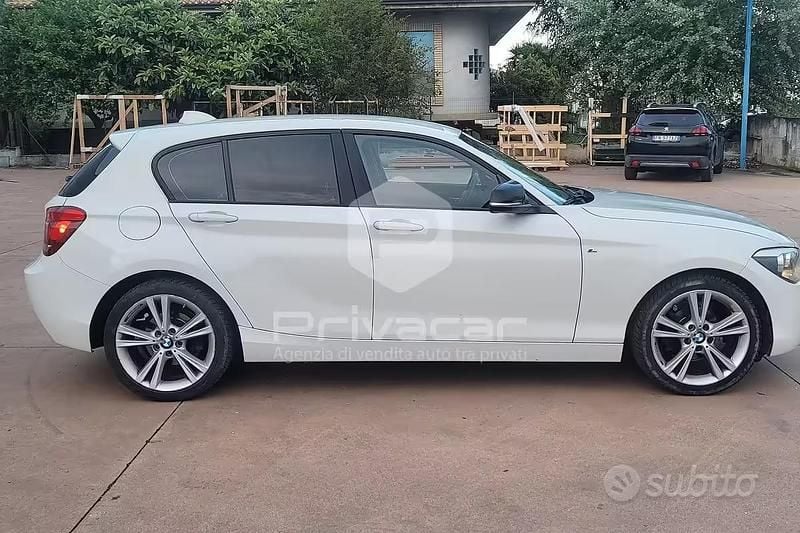 Begagnad BMW 114 Efficient Dynamics 95 HK (69 kW) 2014 Vit Halvkombi