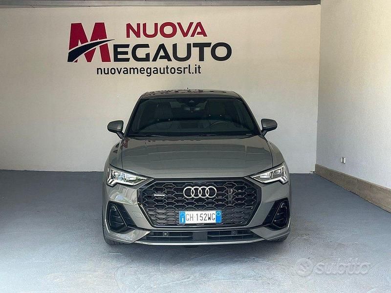 Usata Audi Q3 S-Line 200 CV (147 kW) 2022 Verde SUV