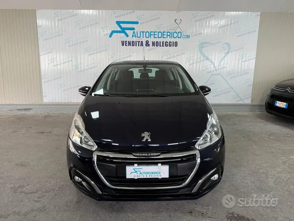 Usata Peugeot 208 Allure 75 CV (55 kW) 2017 Blu Utilitaria