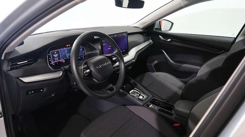 Usata Skoda Octavia Selection 150 CV (110 kW) 2024 Argento Station wagon