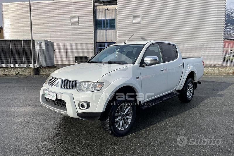 Usata Mitsubishi L200 Intense+ 178 CV (130 kW) 2015 Bianco Pick-up