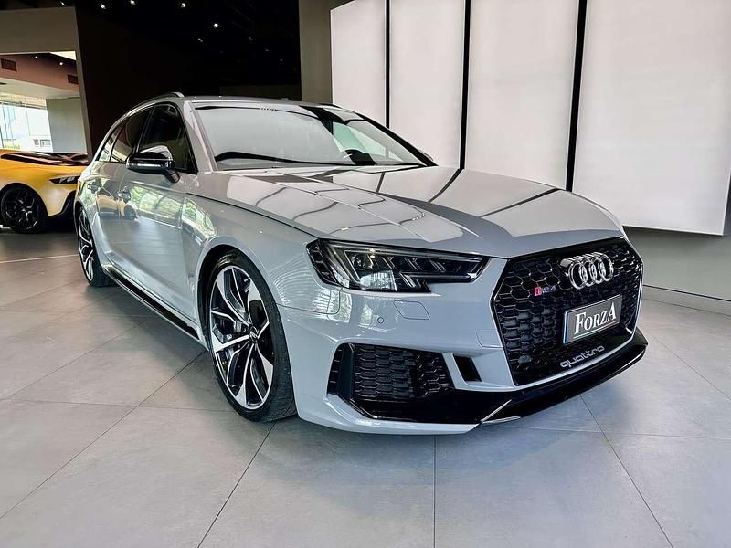 Usata Audi RS4 Ambiente 450 CV (330 kW) 2018 Grigio nardo' Station wagon