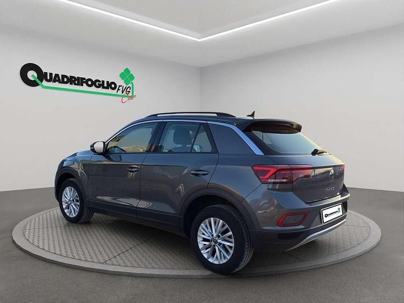 Używany VW T-Roc Life 150 KM (110 kW) 2022 Szary SUV