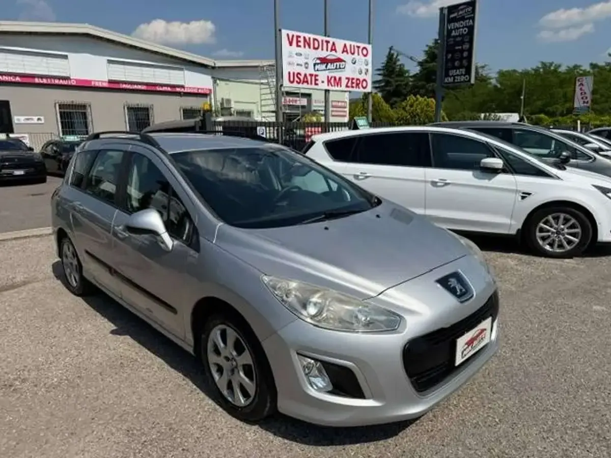 Usata Peugeot 308 SW Access 92 CV (67 kW) 2012 Argento Station wagon