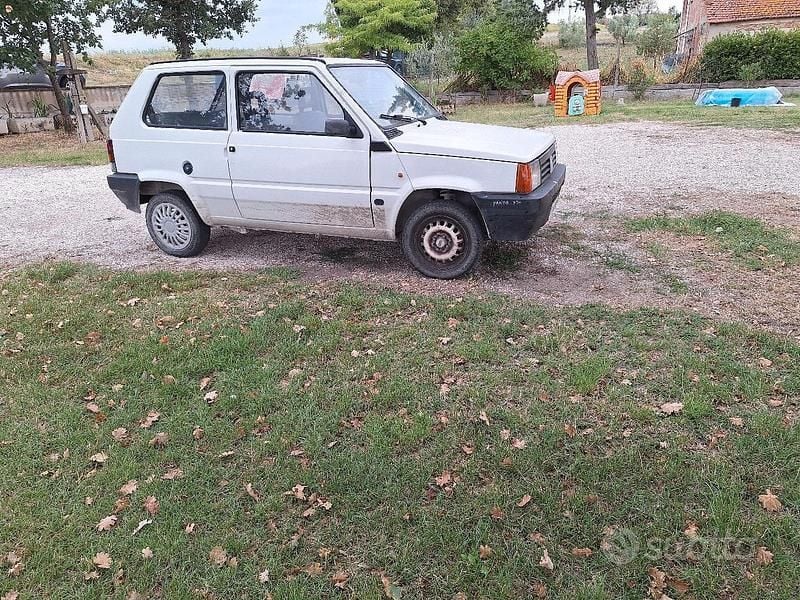 Usata Fiat Panda 45 CV (33 kW) 1998 Utilitaria