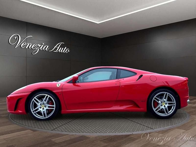 Usata Ferrari F430 489 CV (359 kW) 2006 Rosso Coupé