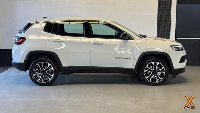 Usata Jeep Compass Altitude 130 CV (95 kW) 2024 Bianco SUV