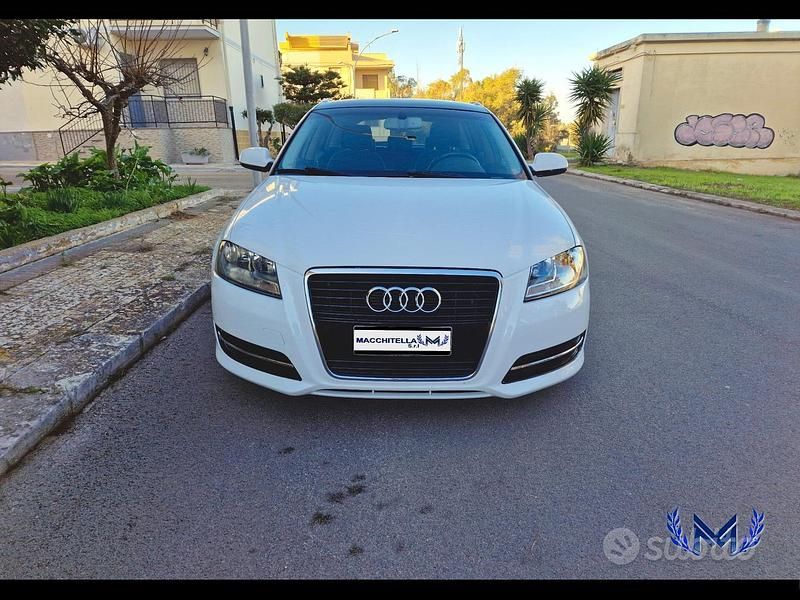 Usata Audi A3 Ambition 105 CV (77 kW) 2011 Bianco Berlina