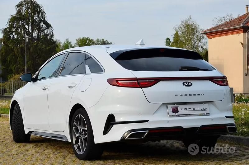 Usata Kia ProCeed GT-Line 136 CV (100 kW) 2019 Bianco Station wagon