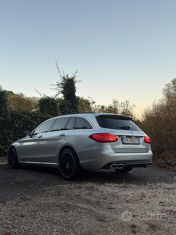 Usata Mercedes C220 AMG 194 CV (142 kW) 2018 Grigio Berlina
