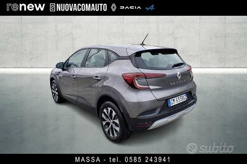 Usata Renault Captur Equilibre 91 CV (66 kW) 2023 Grigio scuro SUV