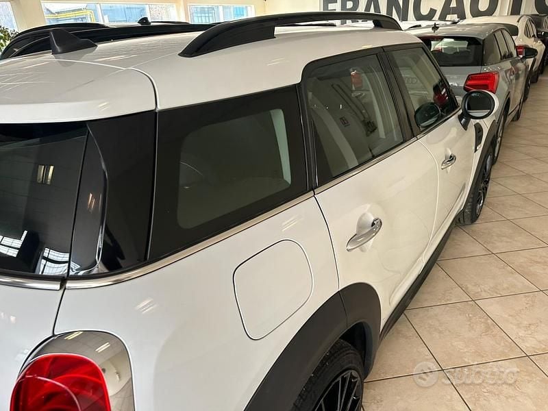 Usata Mini Cooper Countryman 116 CV (85 kW) 2019 Bianco SUV