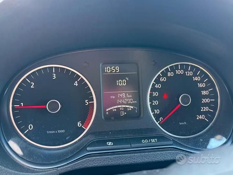 Usata VW Polo Comfortline 90 CV (66 kW) 2010 Blu Berlina