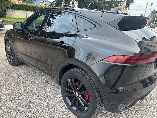 Usata Jaguar E-Pace R-Dynamic 180 CV (132 kW) 2021 Nero SUV