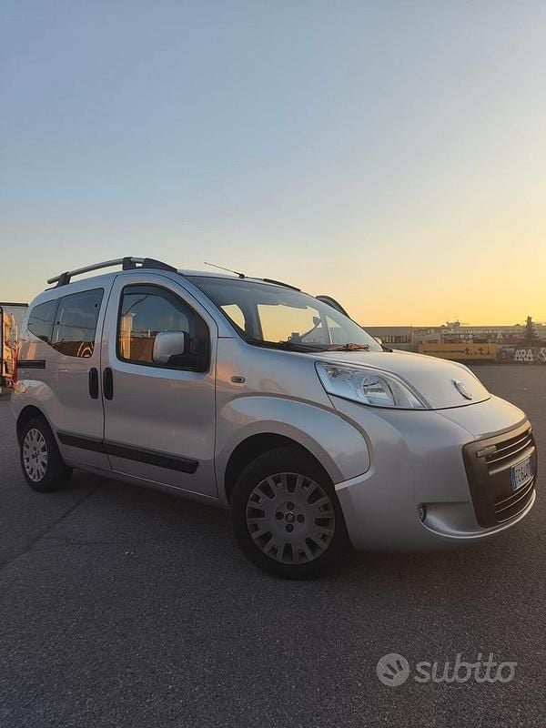 Usata Fiat Qubo Trekking 80 CV (58 kW) 2016 Grigio Monovolume