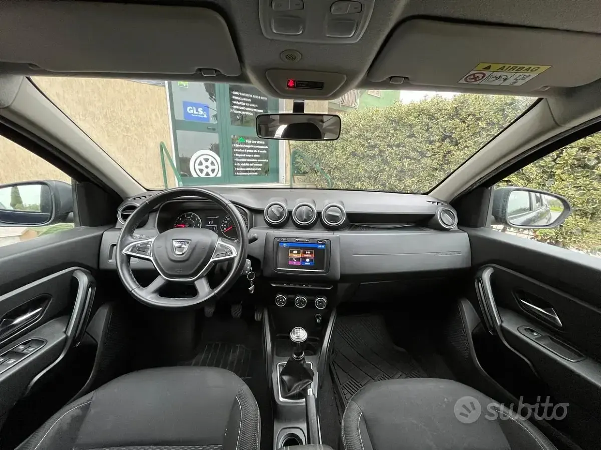 Usata Dacia Duster Essentiel 115 CV (84 kW) 2019 Blu/azzurro SUV
