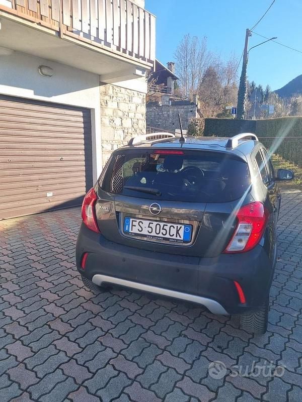 Usata Opel Karl Rocks 73 CV (53 kW) 2018 Grigio Utilitaria