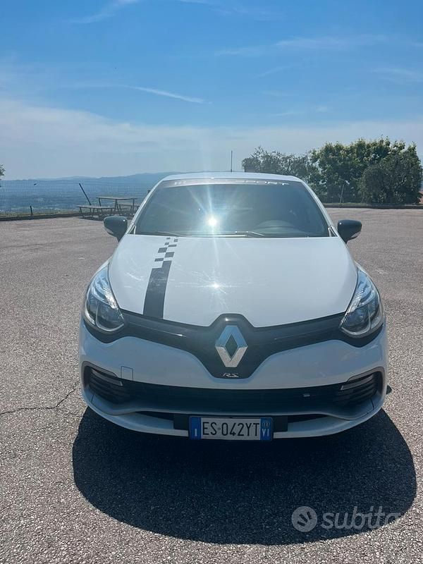 Usado Renault Clio IV R.S. 2013 Blanco Berlina