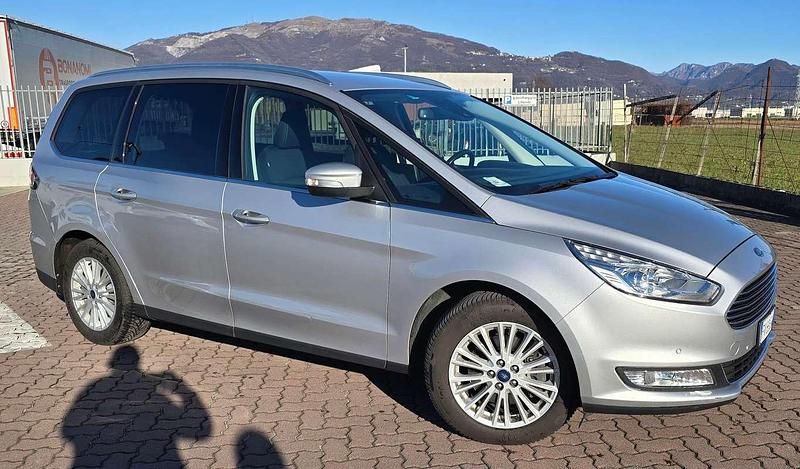 Argento Usata 2019 Ford Galaxy Business Edition Monovolume | 18.800 € (Buon prezzo) - Immagine 1/4