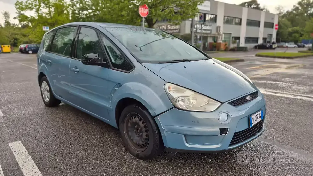 Usata Ford S-MAX S 140 CV (102 kW) 2009 Blu Monovolume