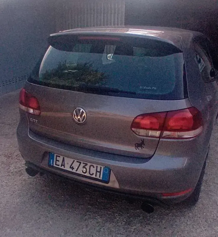 Usata VW Golf VI GTI 211 CV (155 kW) 2010 Grigio Utilitaria