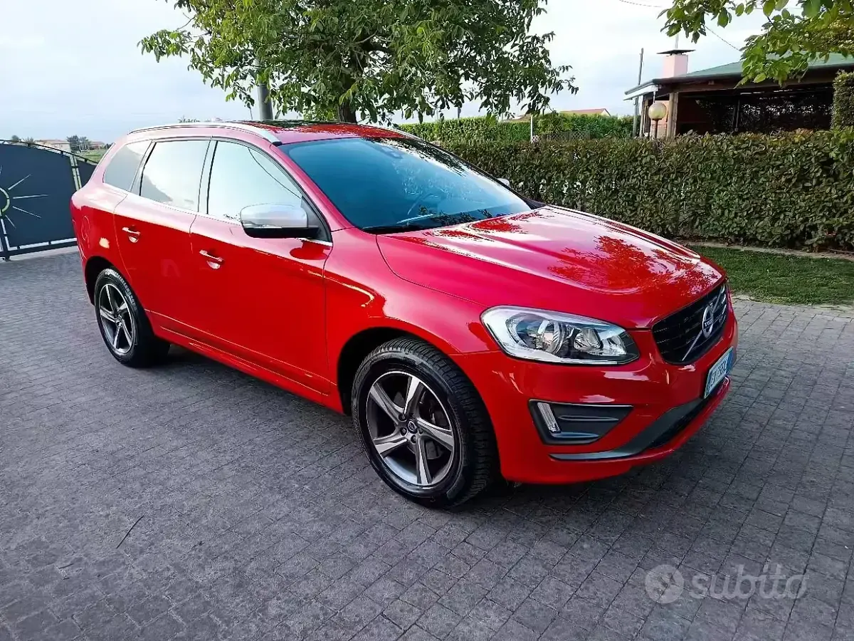 Usata Volvo XC60 R-Design 2014 Rosso SUV