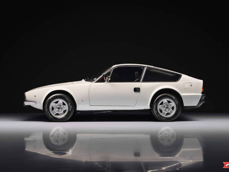 Bianco Usata 1974 Alfa Romeo GT Junior Coupé | 69.500 € - Immagine 1/4