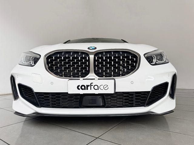 Usata BMW 135 Comfort Edition 306 CV (225 kW) 2021 Bianco pastello Utilitaria